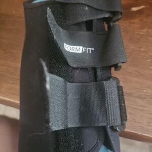 Ossur Formfit 8IN Thumb Spica Left Medium